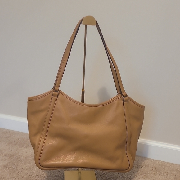 Tory Burch Tan Shoulder Bag Like New condition . - Picture 10 of 10